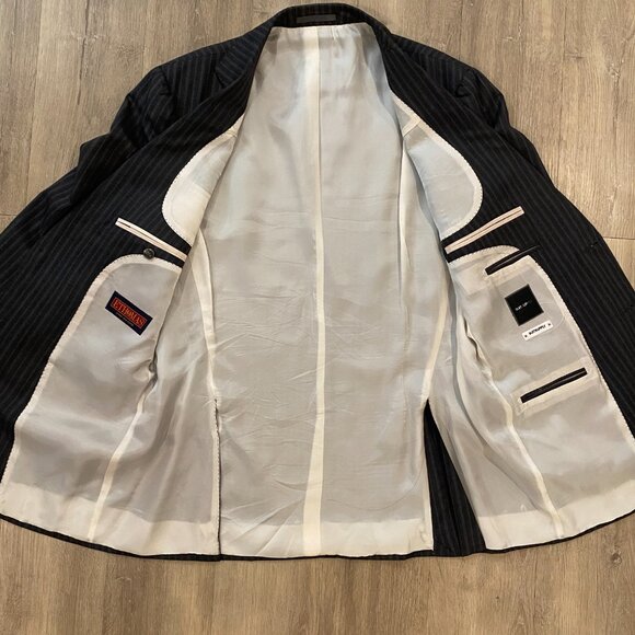 SuitSupply La Spalla 3-Piece Wool Pinstripe Suit – 42R / EU 52 – Side Adjusters - Picture 3 of 11